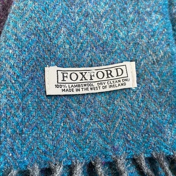 Foxford made in Ireland lambswool pink Blue and Purple Scarf - Picture 2 of 4
